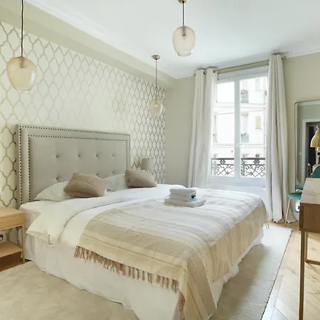 Opera By Prestige * Paris